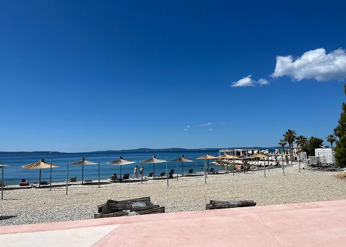 Apartment Marimar, Beachfront 1St Row